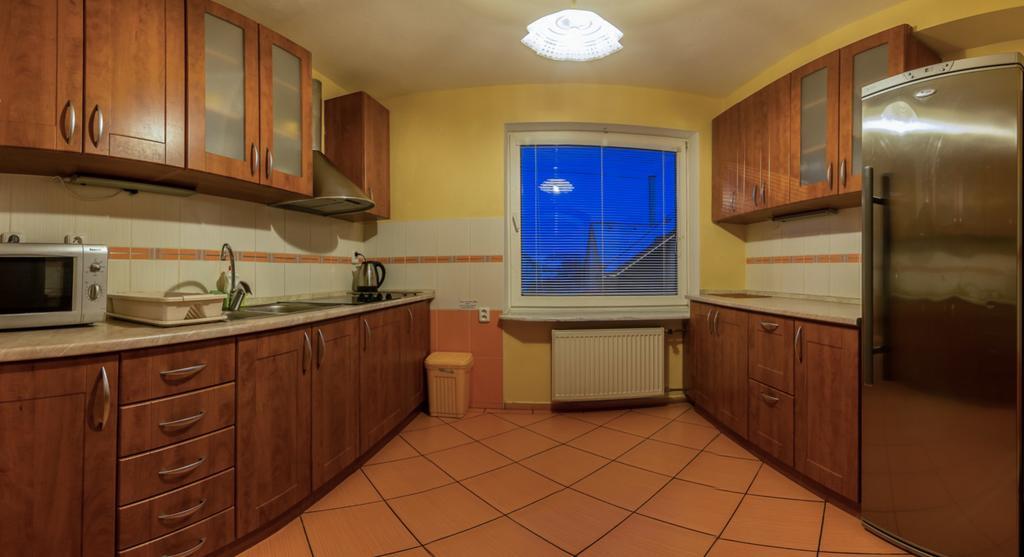 Privat Baja Hotel Liptovsky Mikulas Luaran gambar