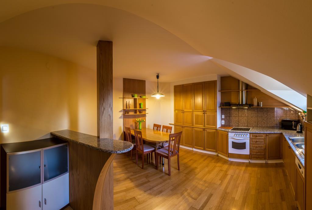 Privat Baja Hotel Liptovsky Mikulas Bilik gambar