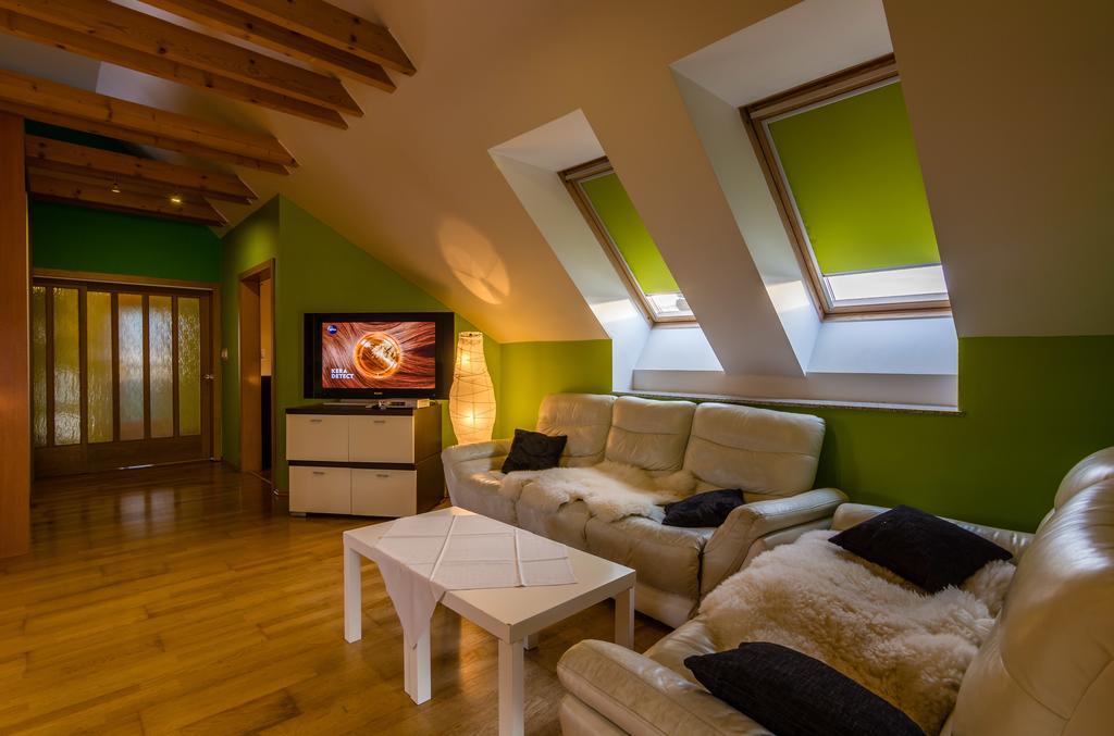 Privat Baja Hotel Liptovsky Mikulas Bilik gambar